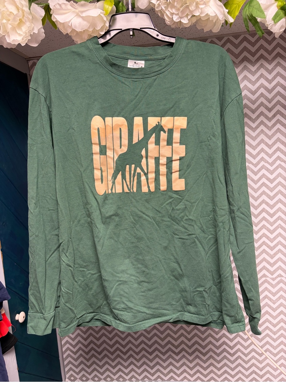 GIRAFFE Long-Sleeve Tee - Green